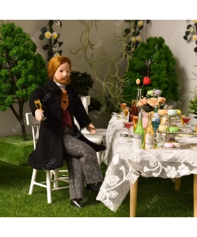 Dollhouse People 1/12 Scale Victorian Dollhouse Nobleman & Lady (Victorian Noble 4pcs) $73.91 Dollhouse Accessories