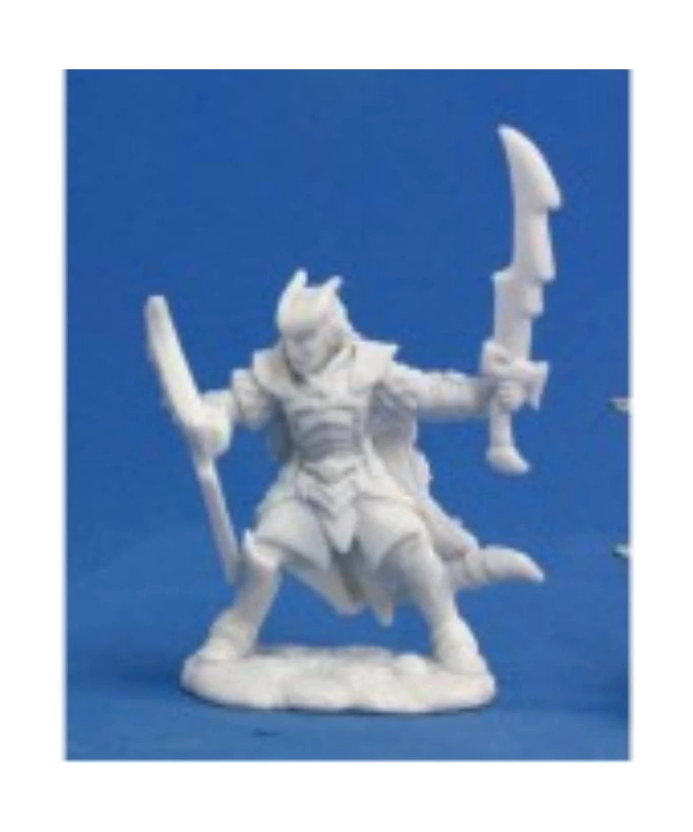 Vaeloth Helborn Paladin (1) Miniature $14.46 Miniature Novelty Toys